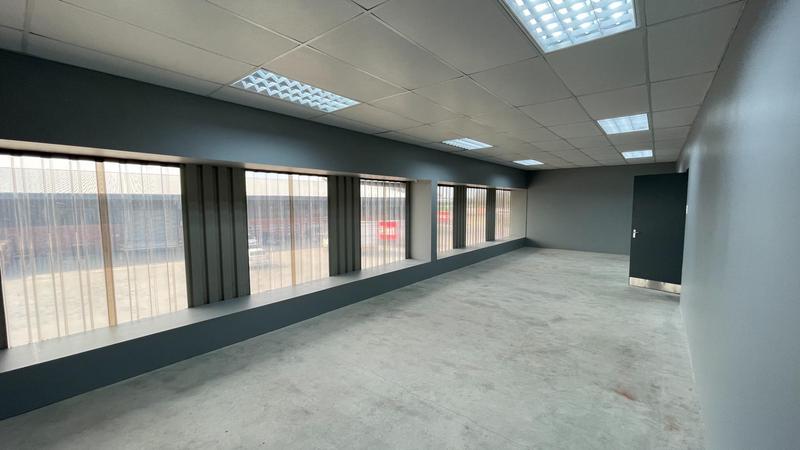 To Let commercial Property for Rent in Greenbushes Eastern Cape